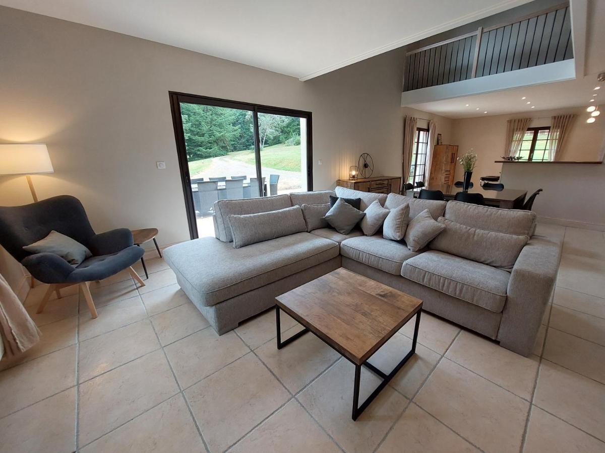 "Le Petit Bonheur" Gite Van 4 Tot 12 Personen Met Prive Vijver Van 2Ha Maisonnais-Sur-Tardoire Exterior photo